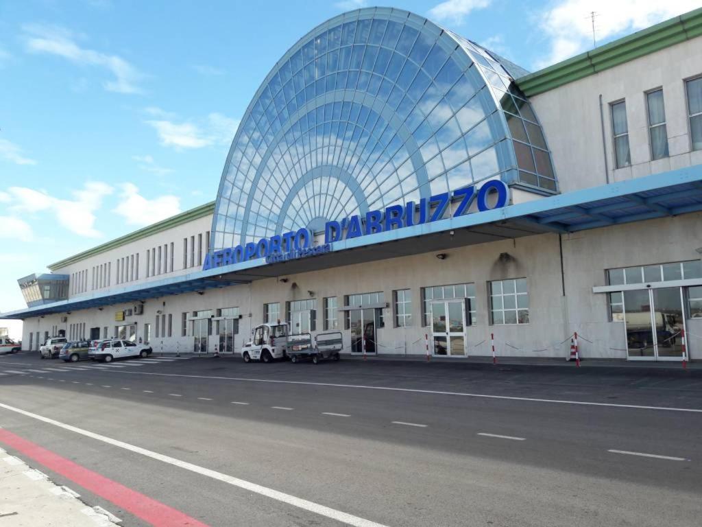 Homeaway Pescara Airport San Giovanni Teatino Extérieur photo